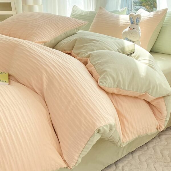 All-Seasons Seersucker Solid Color Comfort Bed Sheet Set - Image 4