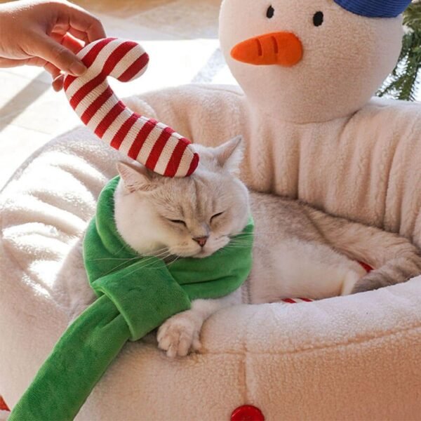 Christmas Snowman Shaped Cozy Cat Bed - Image 4