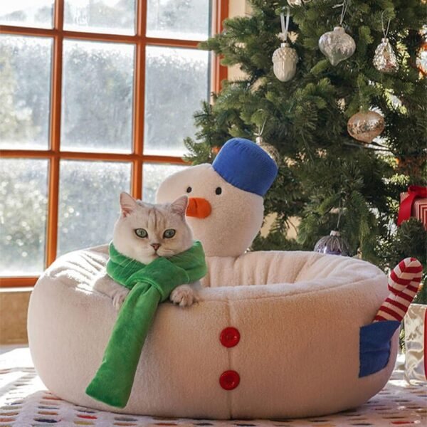 Christmas Snowman Shaped Cozy Cat Bed - Image 3