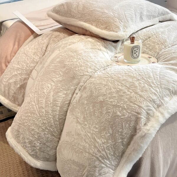 Breathable Waffle Textured Milk Velvet Warm Bed Sheet Set - Image 3